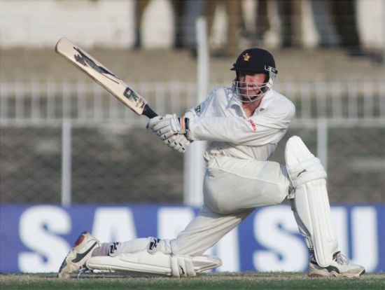 ANDY FLOWER OF ZIMBABWE PLAYS A SHOT IN NAGPUR.